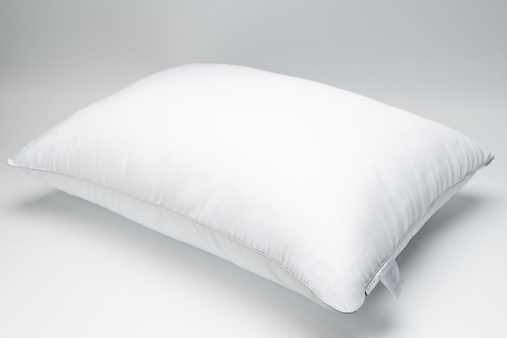 Akemi หมอน หมอนหนุน ใยสังเคราะห์ รุ่น Sleep Essentials Luxury Microfil Pillow