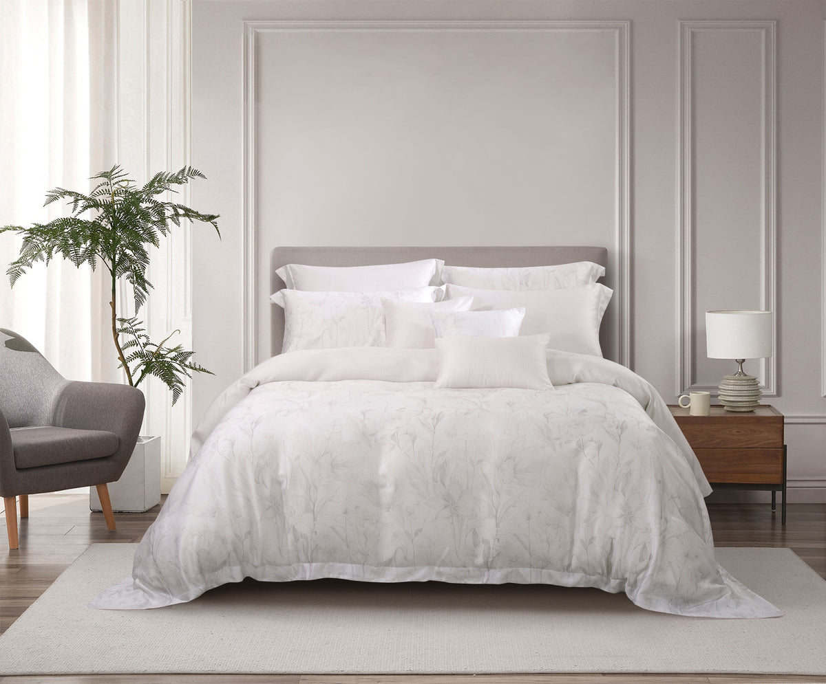 [ราคาโปร] Akemi ผ้านวม 6 ฟุต 90x100 นิ้ว TENCEL™ Lyocell Ardent Prints Collection 900 เส้นด้าย