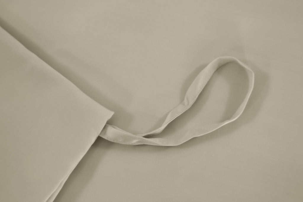 Akemi ชุดผ้าปูที่นอน TENCEL™ Lyocell Gladice Solid Collection 1300 เส้นด้าย