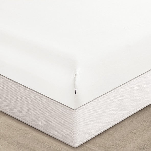 Akemi ผ้าปูที่นอน TENCEL™ Lyocell รุ่น Colour Radiant ทอ 900 เส้นด้าย