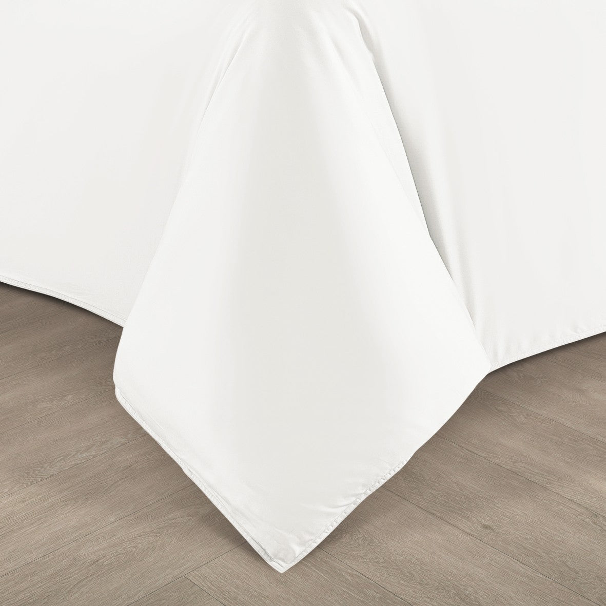 Akemi ผ้าปูที่นอน TENCEL™ Lyocell รุ่น Colour Radiant ทอ 900 เส้นด้าย