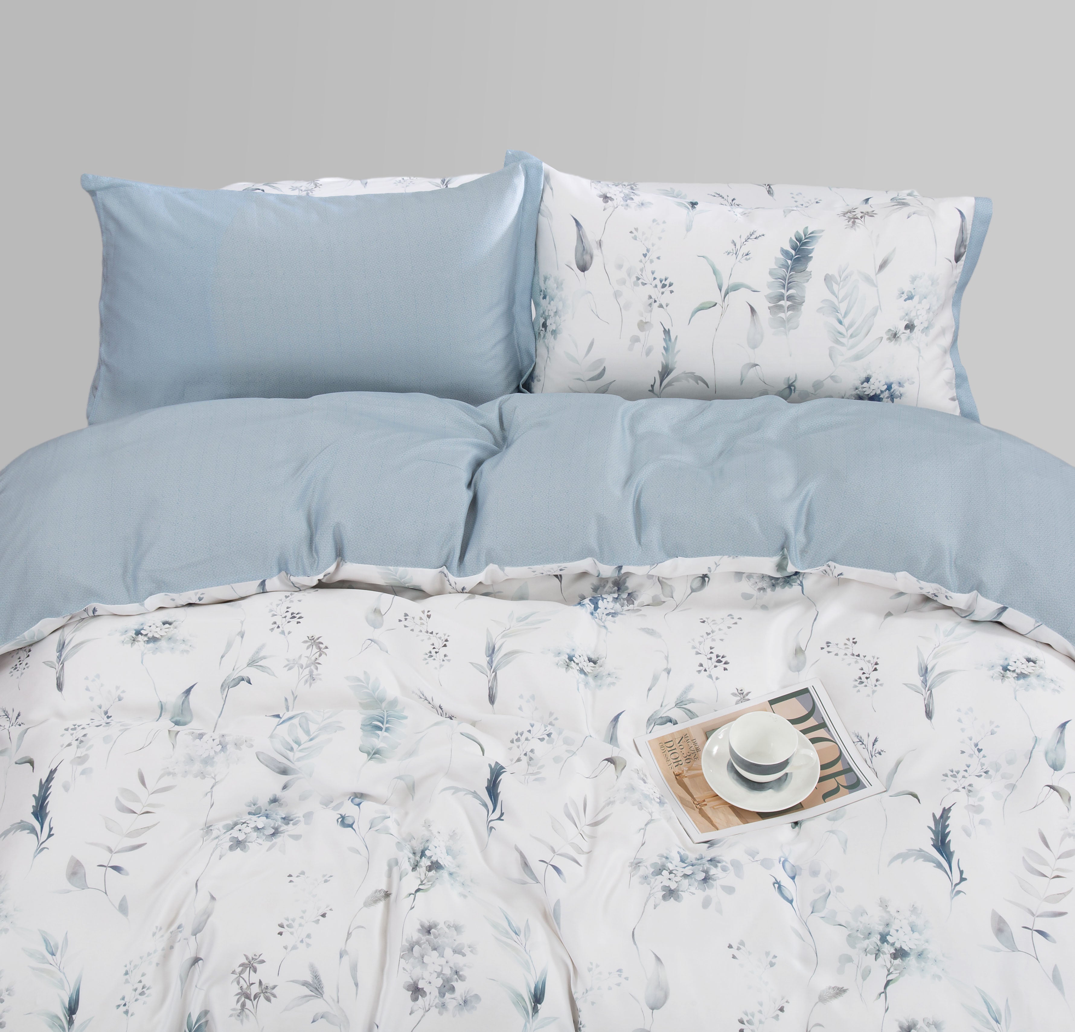 Akemi ชุดผ้าปูที่นอน 6 ฟุต 5 ชิ้น TENCEL™ HeiQ Allergen Serene Prints Collection 1200 เส้นด้าย