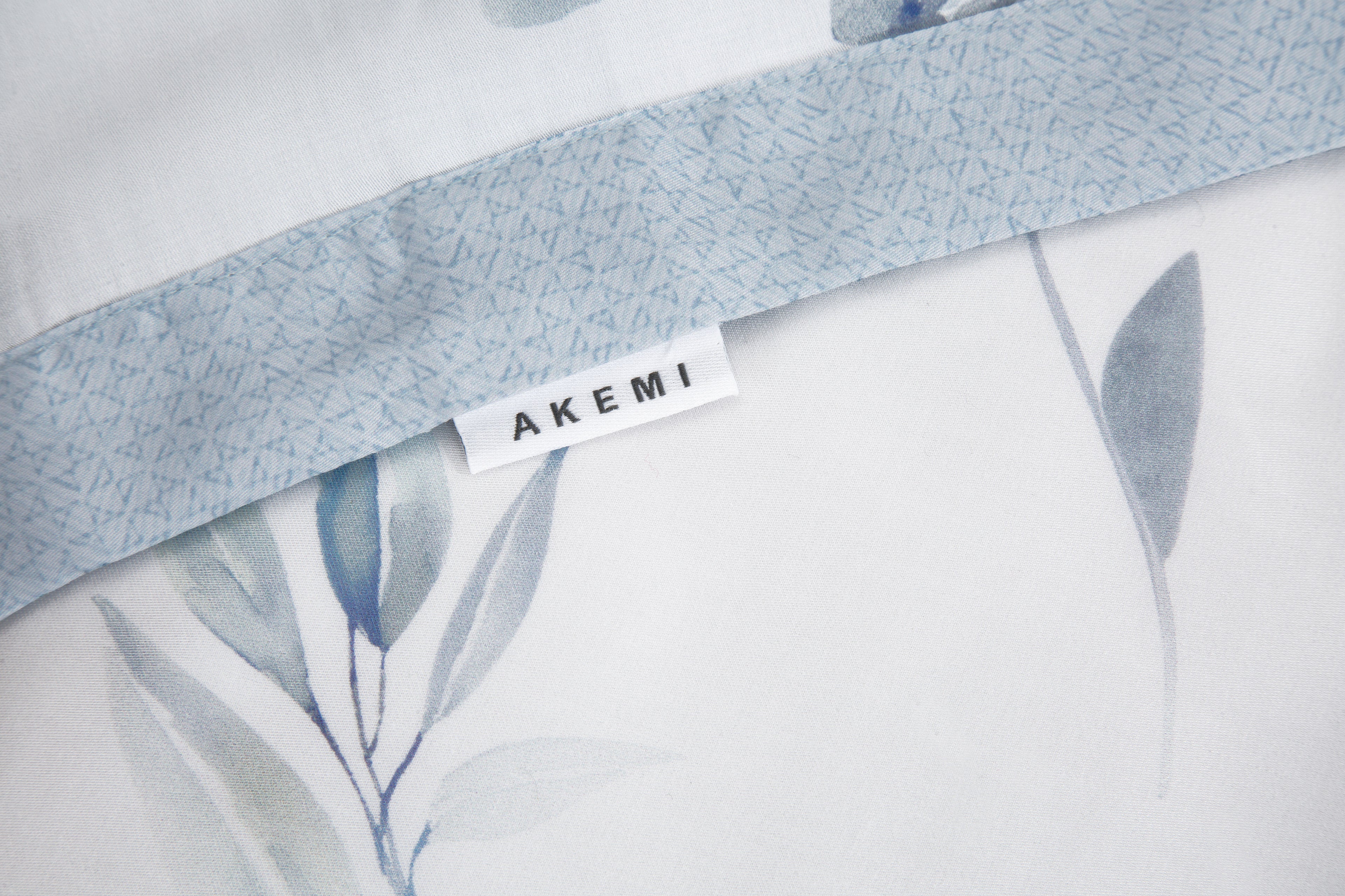 Akemi ชุดผ้าปูที่นอน 6 ฟุต 5 ชิ้น TENCEL™ HeiQ Allergen Serene Prints Collection 1200 เส้นด้าย